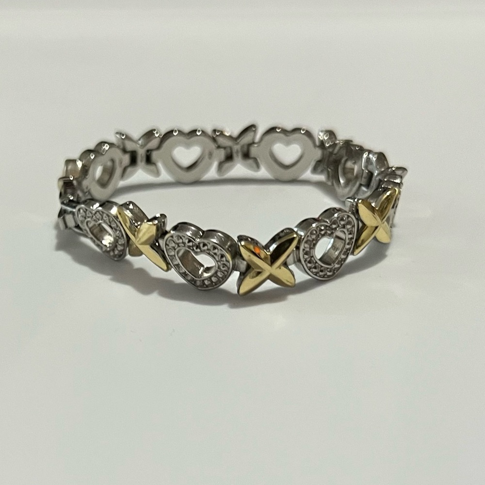 XO Bracelet